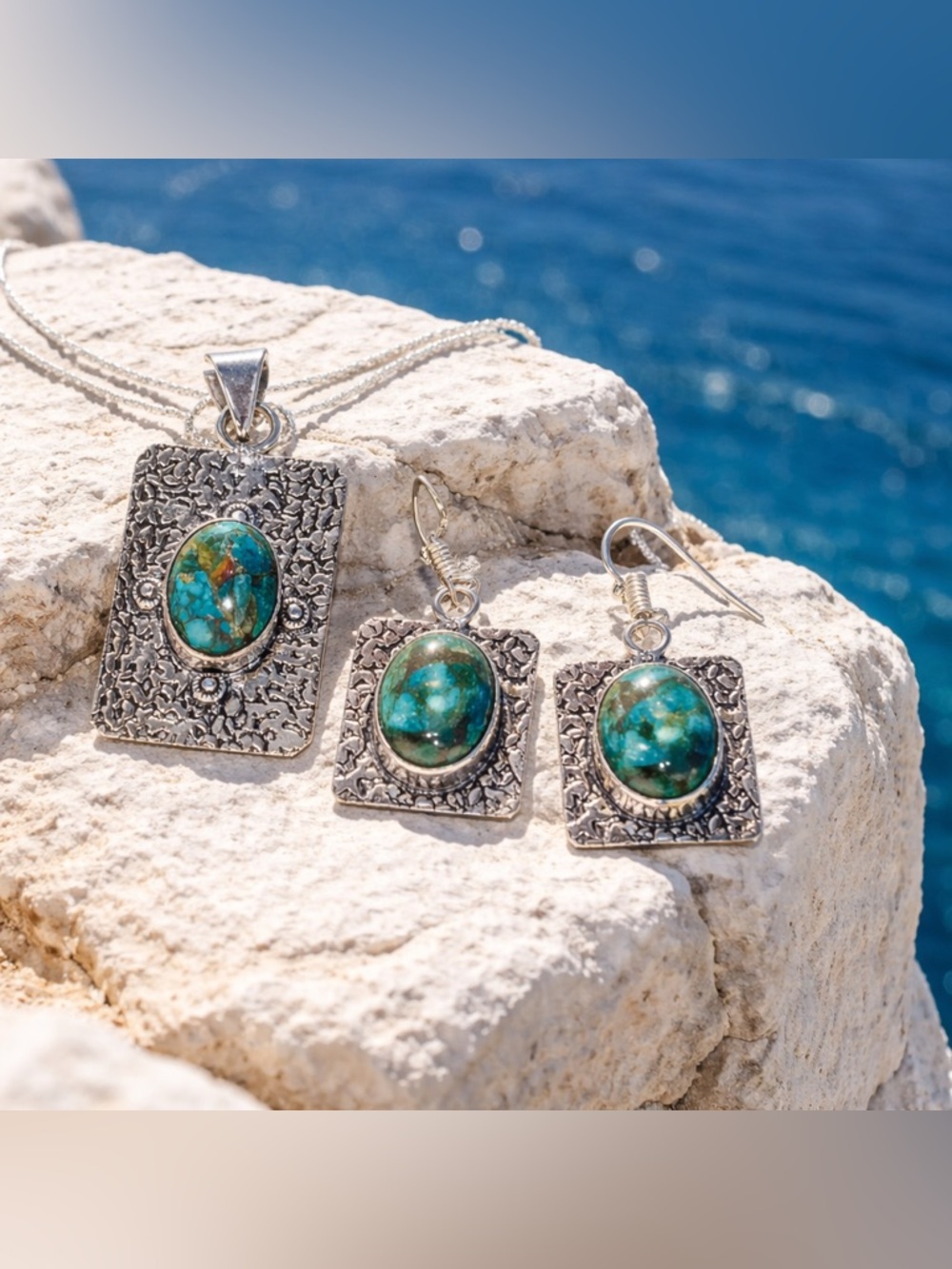 SOLD ! Chrysocolla Necklace & Earrings - Picture 9 of 16